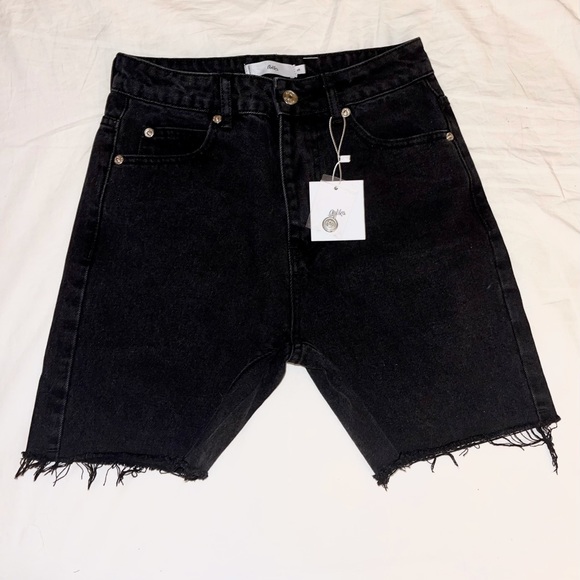 Adika Taylor Denim Biker Shorts Size S NWT - Picture 1 of 3